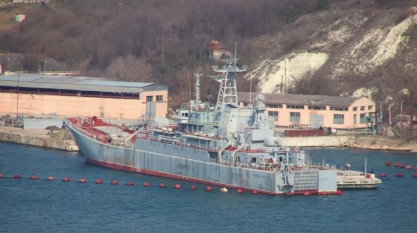 Ucraina susţine că a lovit cu o rachetă Neptun o navă de război pe care Rusia i-a luat-o în 2014