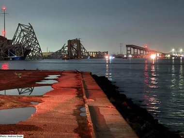 POD PRĂBUŞIT LA BALTIMORE. Salvatorii caută până la 20 de persoane în apele râului Patapsco. Temperaturile scăzute sunt un motiv de îngrijorare