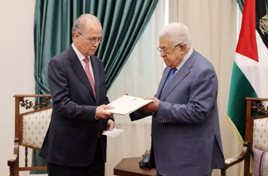 Mahmoud Abbas aprobă al 19-lea Guvern, condus de Mohammed Mustafa. Premierul vrea o reunificare a instituţiilor, o reconstrucţie a Fâşiei Gaza şi un coordonator el anclavei. Trei femei şi şase palestinieni din enclavă, inclusiv fostul primar al Gazei, în noul Guvern