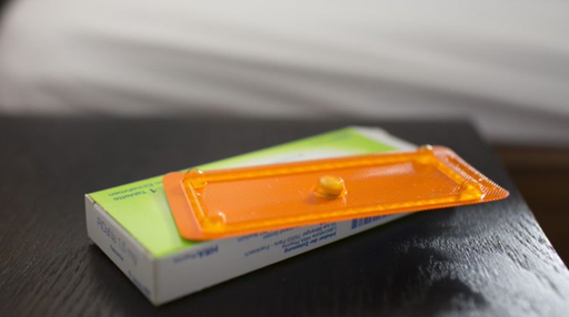Preşedintele polonez Andrzej Duda se opune prin veto liberalizării pilulei de a doua zi. Guvernul a anticipat şi a anunţat că autorizează farmaciile să emită reţetă pentru pilulă