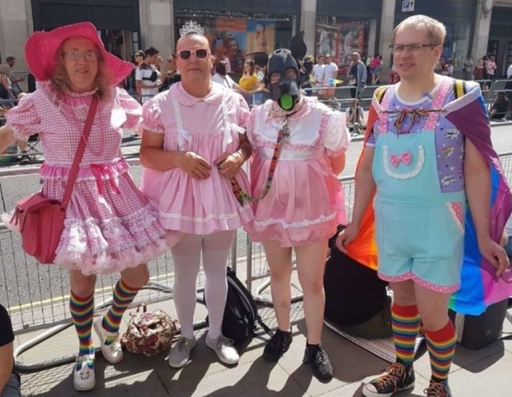 Administraţia Biden sărbătoreşte Paştele şi Ziua Vizibilităţii Transsexualilor, republicanii denunţă o ”blasfemie”