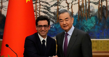 Franţa cere Chinei să transmită ”mesaje” Rusiei
