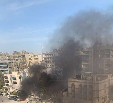 Un al doilea comandant de rang înalt din armata iraniană a fost ucis în atacul atribuit Israelului asupra consulatului din capitala Siriei. Teheranul ameninţă că va riposta. Bilanţul total se ridică la cel puţin şapte morţi
