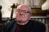 Jean-Marie Le Pen, în vârstă de 95 de ani, plasat în ”regim de protecţie juridică”, echivalent unei plasări sub tutelă, în urma unei expertize medicale care constată incapacitatea. Interesele fostului lider FN, gestionate de cele trei fiice ale acestuia