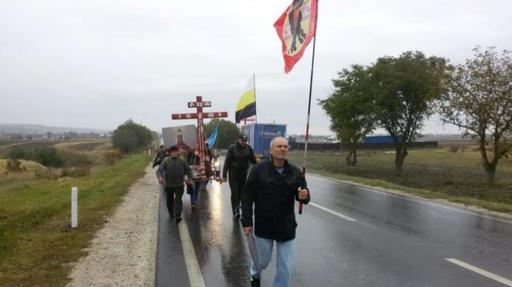 Drapelul imperial al Rusiei, declarat extremist de justiţia din Republica Moldova