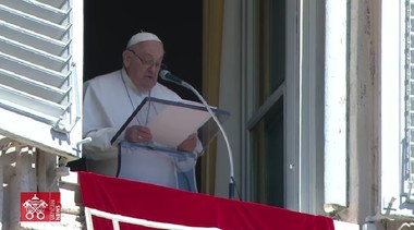 Vaticanul spune "nu" schimbării de sex, care ameninţă "demnitatea unică" a persoanei. Se opune, însă, incriminării homosexualităţii