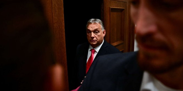 Orban, implicat în  cumpărarea Euronews. Cel puţin o treime din cele 170 de milioane de euro cu care a fost cumpărat postul provin din surse cu legături cu Orban, dezvăluie site-ul ungar de investigaţii Direkt36, cotidianul francez Le Monde şi săptămânalu