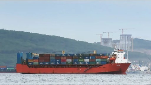 Reuters: O navă care ar fi implicată în transferuri de arme între Coreea de Nord şi Rusia este adăpostită de China, arată imagini din satelit