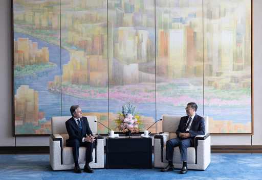 Blinken îndeamnă, la Shanghai,  Washingtonul şi Beijingul să-şi gestioneze diferendele în mod ”responsabil”