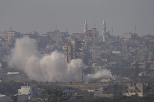Cel puţin 13 palestinieni au fost ucişi în atacuri israeliene asupra Rafah, anunţă oficiali medicali