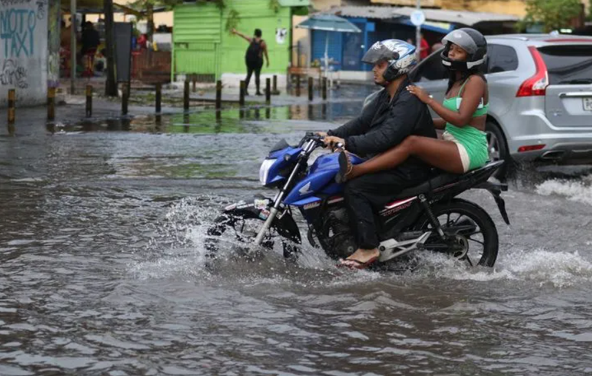 Cinci morţi şi 18 persoane date dispărute în Brazilia, în urma unor ploi puternice