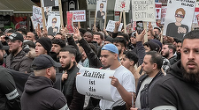 Scandal în Germania în urma unei manifestaţii Muslim Interaktiv, la Hamburg, pe strada pe Steindamm, supranumită ”micul Istanbul, la care s-a cerut înfiinţarea unui ”califat” şi impunerea shariei, în timp ce Olaf Scholz lansa campania în vederea alegerilo