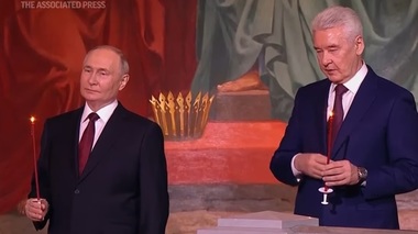 Putin a participat la slujba de Paşte oficiată de şeful Bisericii Ortodoxe din Rusia - VIDEO