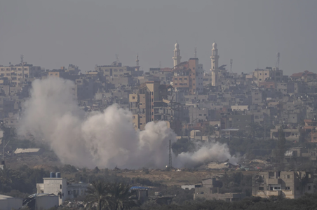 Armata israeliană bombardează estul oraşului Rafah, în timp ce evacuările populaţiei sunt în curs de desfăşurare