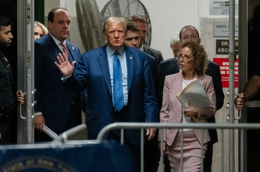 Stormy Daniels neagă, în procesul penal al lui Trump, că a minţit pentru bani.  ”Am ales securitatea”