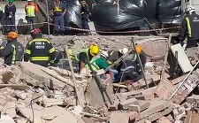 Un bărbat a fost salvat la cinci zile după prăbuşirea unei clădiri în Africa de Sud. Bilanţul tragediei a ajuns la 13 morţi, în timp ce aproape 40 de persoane sunt încă dispărute - VIDEO