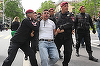 Aproximativ 150 de manifestanţi care se opun cedării de teritorii Azerbaidjanului, arestaţi de poliţie la Erevan. Protestatarii încearcă să blocheze axe rutiere şi cer demisia premierului Nikol Paşinian