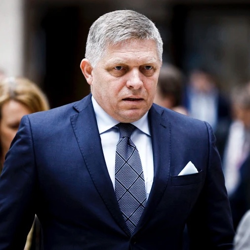 BBC: Vicepremierul Slovaciei spune că Robert Fico nu mai este într-o situaţie care să-i pună viaţa în pericol şi este convins că va supravieţui