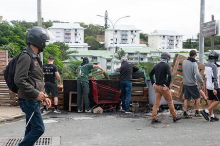 Noua Caledonie: Emmanuel Macron a convocat consiliul de apărare pentru luni, la ora 19.30