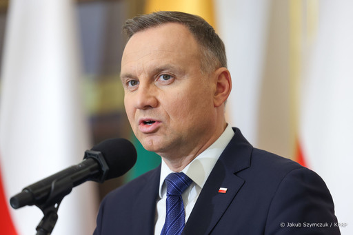 Preşedintele Andrzej Duda: Polonezii cunosc sentimentul de şoc după pierderea bruscă a unor lideri politici