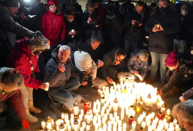 Pandemia covid-19 a scăzut speranţa de viaţă cu aproape doi ani în perioada 2019-2021 şi a şters zece ani de progrese, arată OMS într-un raport anual. Ea a scăzut cu 1,8 ani, la 71,4 ani, nivelul din 2012. Cele mai afectate, Americile şi Asia de Sud-Est