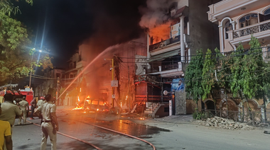 Şase bebeluşi morţi în India, într-un incendiu la un spital de nou-născuţi la New Delhi