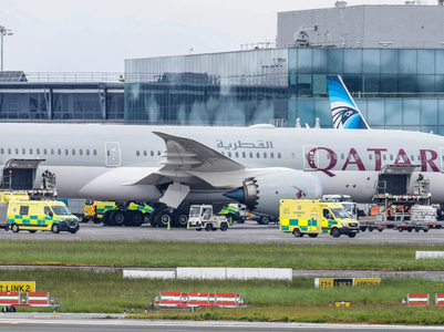 Douăsprezece persoane, şase pasageri şi şase membri ai echipajului, rănite uşor la bordul unui zbor Qatar Airways, QR107, de la Doha la Dublin, într-o turbulenţă deasupra Turciei