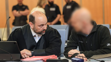 Un fost căpitan din Bundeswehr, Thomas H., găsit vinovat de spionaj în favoarea Rusiei, condamnat la trei ani şi jumătate de închisoare. El voia să împiedice o escaladare nucleară în Războiul din Ucraina