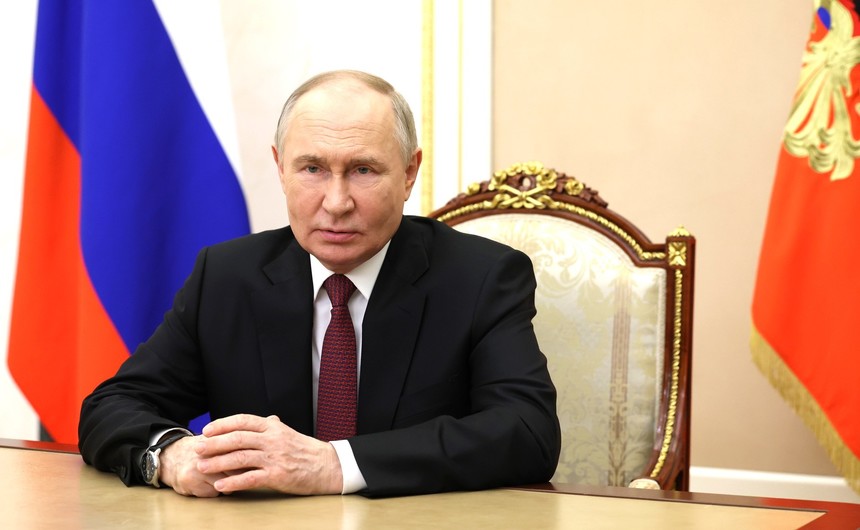 Putin spune că Ucraina ar trebui să organizeze alegeri prezidenţiale