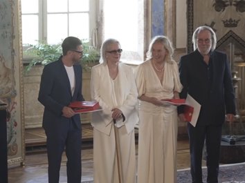 "Thank you for the music!". Visul fanilor, împlinit la palatul regal: Membrii ABBA s-au reunit pentru a primi una dintre cele mai înalte distincţii suedeze - VIDEO, FOTO