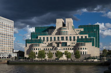 Beijingul acuză serviciul britanic MI6 că a recrutat un cuplu de chinezi pentru a spiona