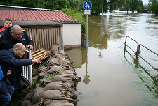 Olaf Scholz arată cu degetul modificările climatice în inundaţiile din Germania. Mii de persoane, evacuate în continuare. Un raport arată că previziunile Guvernului german, subestimate, în domeniul emisiilor de gaze cu efect de seră până în 2030 sunt nere