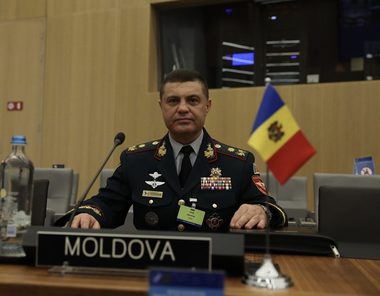 UPDATE - Presă: Fostul şef al Statului Major al R. Moldova ar fi fost informator al GRU, spionajul militar rusesc. Într-un mesaj, atrăgea atenţia că mult echipament militar pentru Ucraina vine din România / SIS confirmă / Reacţia Preşedinţiei de la Chişinău