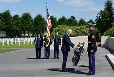 Biden şi-a încheiat vizita în Franţa vizitând cimitirul american pe care Trump l-a ocolit în 2018