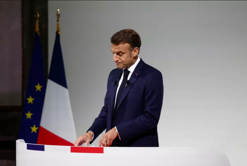 Macron promite ”mai multă autoritate la toate etajele” şi cere ”mai multă fermitate”