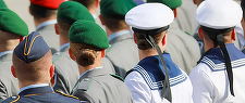 Berlinul vrea să facă recensământul eventualilor recruţi ai unui serviciu militar la vârsta majoratului, obligatoriu doar în cazul băieţilor. În pofida unei campanii de recrutare, numărul militarilor activi a scăzut la 181.500 în 2023