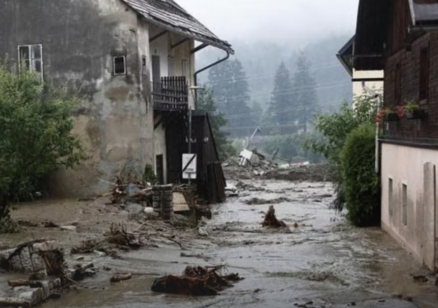 Un copil de cinci ani mort şi altul de şapte ani rănit într-o alunecare de teren în sudul Austriei. Guvernul evocă modificările climatice