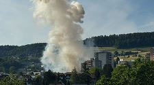 Doi morţi şi 11 răniţi în nordul Elveţiei, în explozii accidentale urmate de un incendiu într-o parcare subterană. Poliţia exclude un act criminal sau un atentat. Pagubele materiale sunt considerabile