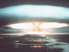 Cheltuielile pentru armele nucleare cresc vertiginos, potrivit unor studii