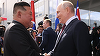Putin, primit cu mare pompă de Kim Jong un la Phenian, salută ”susţinerea sistematică” a Coreei de Nord, ”inclusiv în dosarul ucrainean”