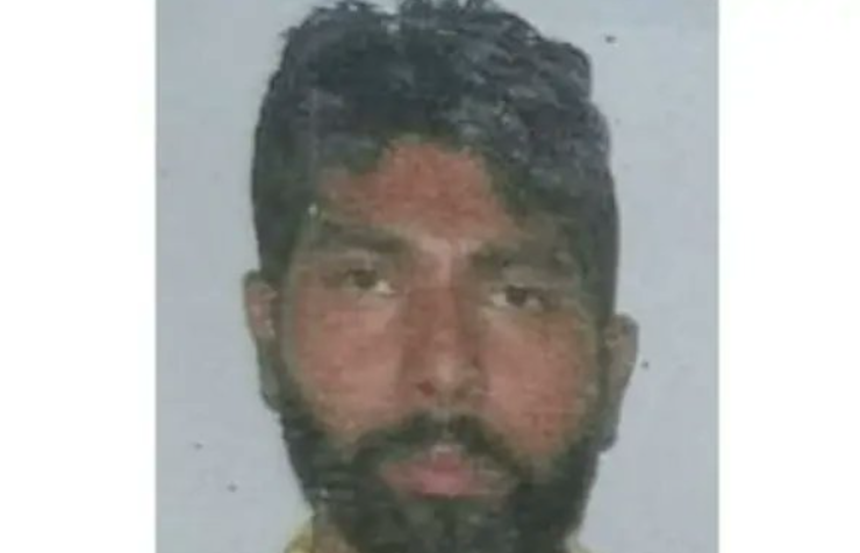Un muncitor indian sezonier, Satnam Singh, moare în Italia, abandonat cu un braţ smuls după un accident de muncă