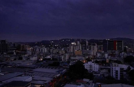 Pană generală de electricitate ”la scară naţională” în Ecuador