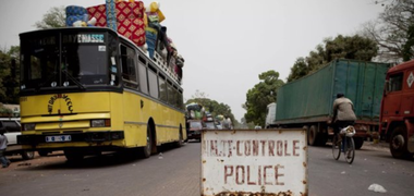 Preşedintele Guineei-Bissau închide o parte a frontierei cu Senegalul, în urma unor confruntări între musulmani în Senegal soldate cu un mort şi 20 de răniţi, de frica unui conflict intercomunitar
