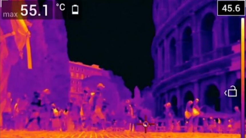 Peste 50°C la Roma, înregistrate într-o filmare Greenpeace Italia cu o cameră termică cu infraroşu. Incendiu de pădure în sud-estul Romei