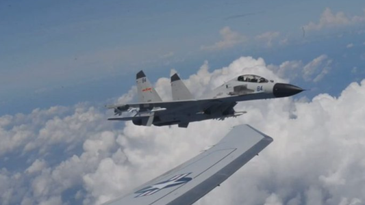 Taiwanul anunţă că a detectat 41 de avioane militare chineze în jurul insulei