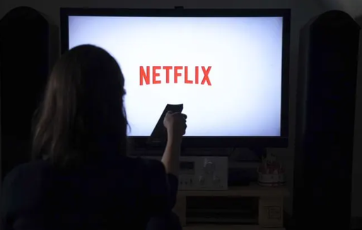 Neflix ar putea să propună un abonament 100% gratuit în Europa