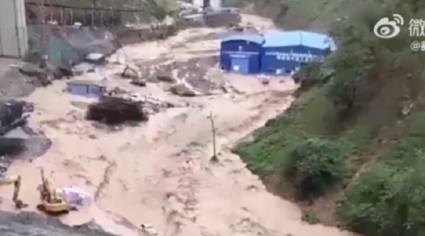 China: Patru persoane au murit şi o alta este dată dispărută din cauza ploilor torenţiale