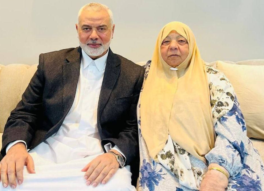 Zece membri ai familiei liderului Hamas Ismail Haniyeh, ucişi într-un atac israelian în Tabăra de Refugiaţi Al-Shati din oraşul Gaza, anunţă Apărarea Civilă palestiniană. Cadavrele, la Spitalul Al-Ahli. Armata israeliană nu confirmă