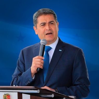Fostul preşedinte din Honduras, condamnat la 45 de ani de închisoare pentru droguri de către un judecător american / Ar fi luat mită milioane de dolari de la carteluri pentru a proteja transporturile de cocaină către Statele Unite