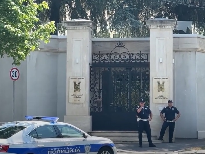 Serbia - Ofiţer de poliţie rănit în faţa ambasadei israeliene din Belgrad, atacator ucis (ministru)